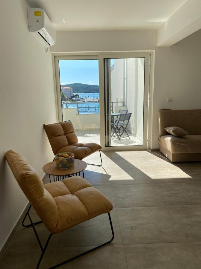 Cap Adria Apartment Residence Zaboric Exterior foto