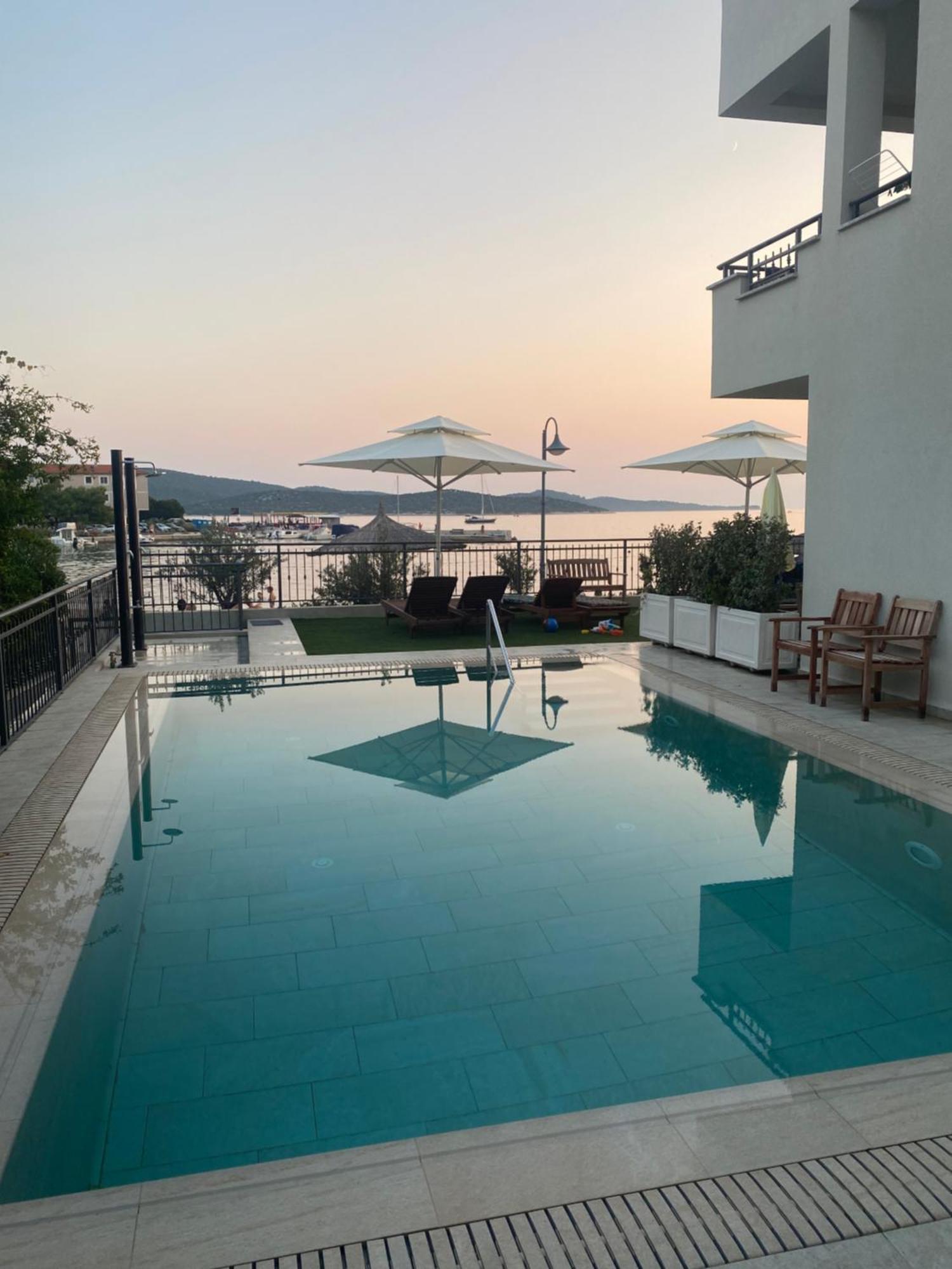 Cap Adria Apartment Residence Zaboric Exterior foto