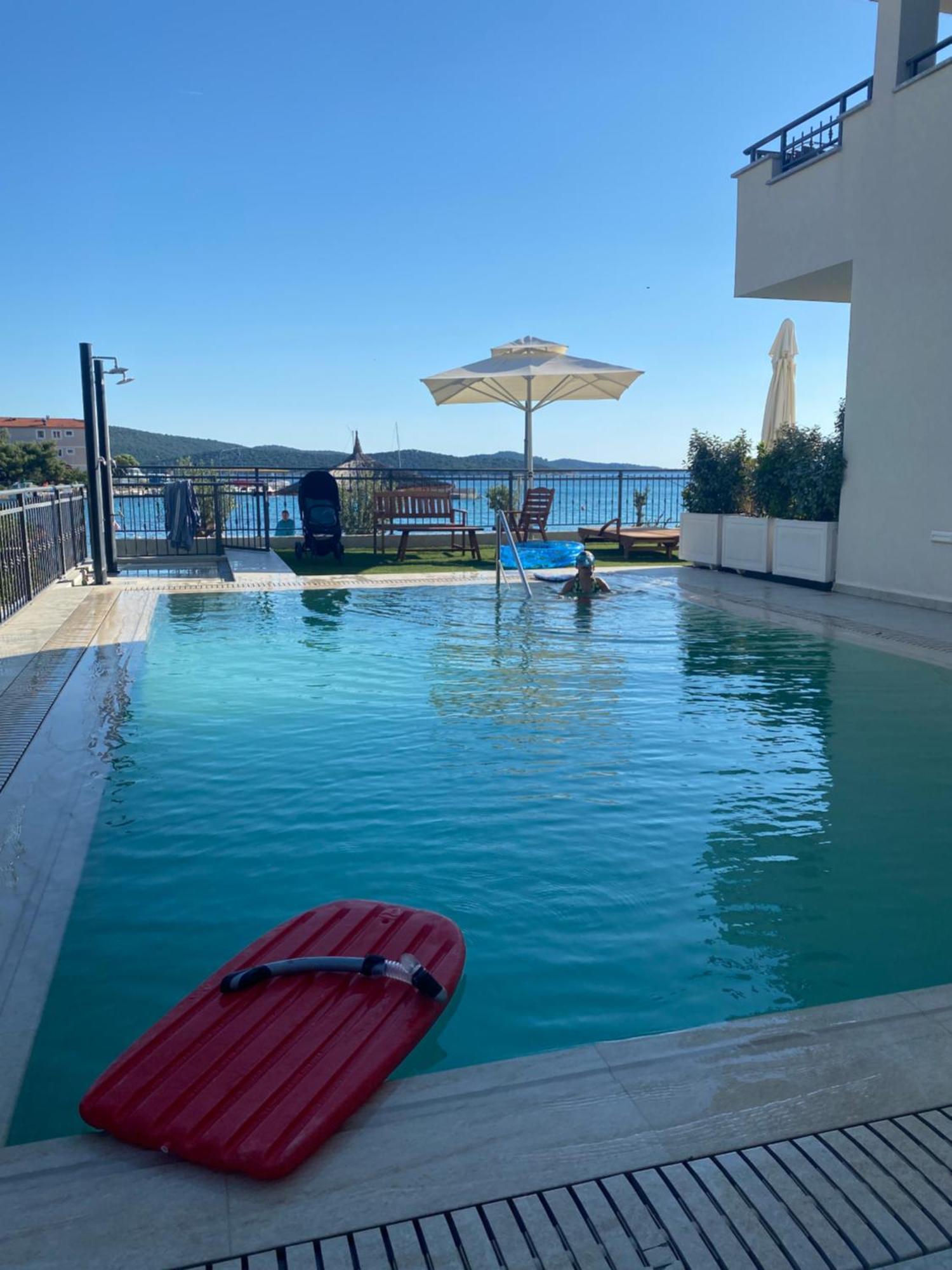 Cap Adria Apartment Residence Zaboric Exterior foto